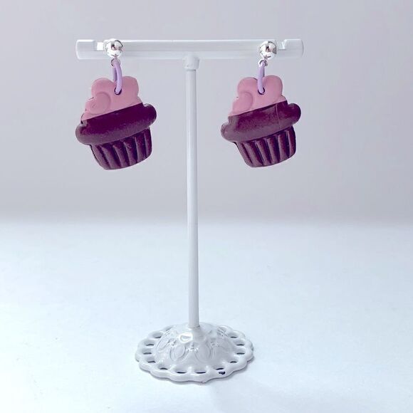 🧁Super Cute Cupcake Clay Earrings Hypoallergenic - Picture 3 of 5